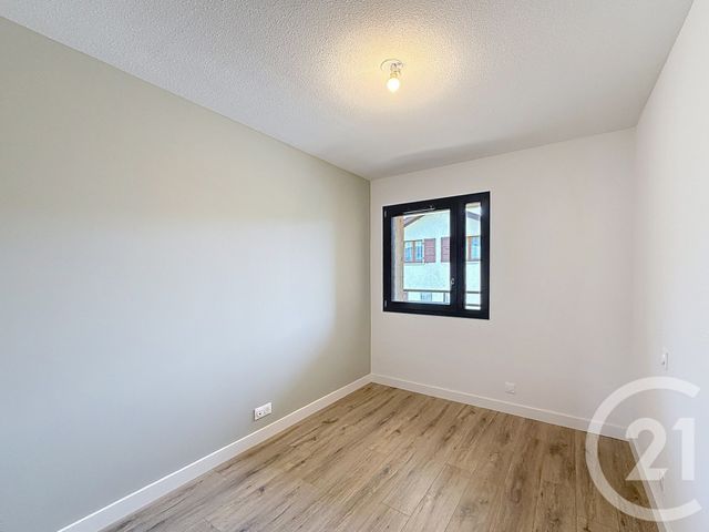 Appartement à vendre - 4 pièces - 84.45 m2 - TANINGES - 74 - RHONE-ALPES - Century 21 Vilminot Immobilier