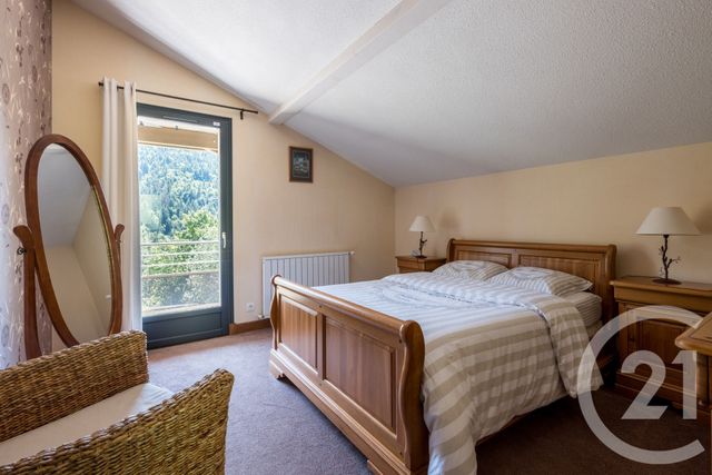 maison à vendre - 5 pièces - 145.0 m2 - ARACHES LA FRASSE - 74 - RHONE-ALPES - Century 21 Vilminot Immobilier