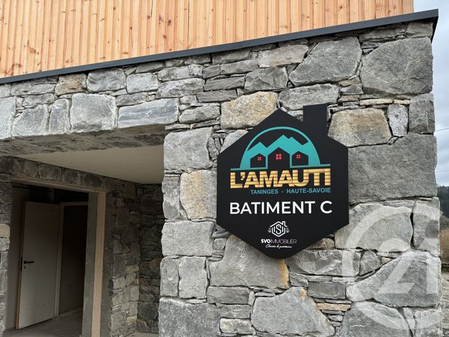 Appartement à vendre - 4 pièces - 84.45 m2 - TANINGES - 74 - RHONE-ALPES - Century 21 Vilminot Immobilier