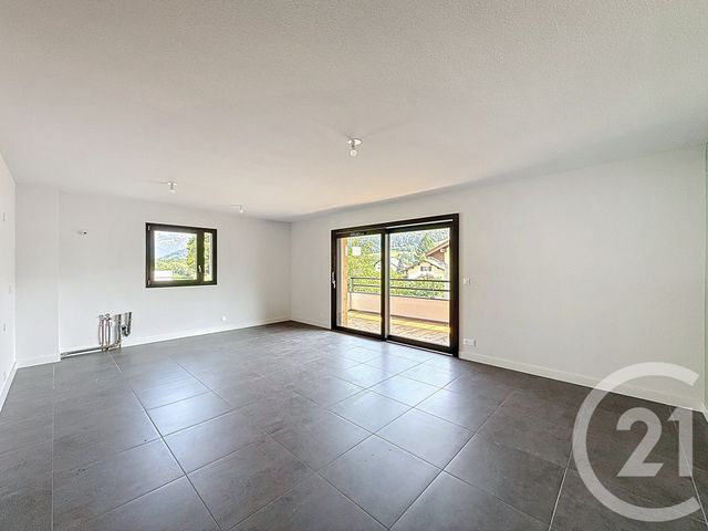 Appartement à vendre - 4 pièces - 84.45 m2 - TANINGES - 74 - RHONE-ALPES - Century 21 Vilminot Immobilier