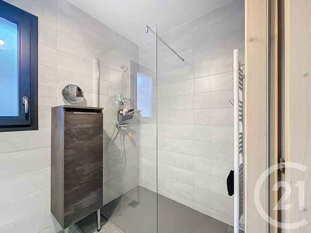 Appartement à louer - 2 pièces - 50.16 m2 - TANINGES - 74 - RHONE-ALPES - Century 21 Vilminot Immobilier