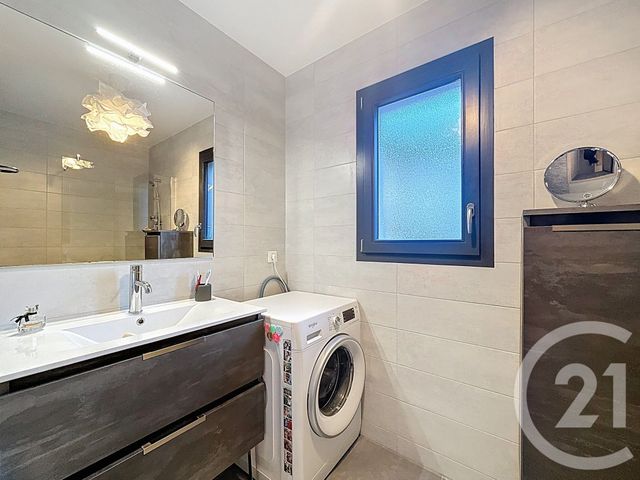 Appartement à louer - 2 pièces - 50.16 m2 - TANINGES - 74 - RHONE-ALPES - Century 21 Vilminot Immobilier