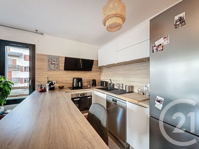 Appartement à louer - 2 pièces - 50.16 m2 - TANINGES - 74 - RHONE-ALPES - Century 21 Vilminot Immobilier