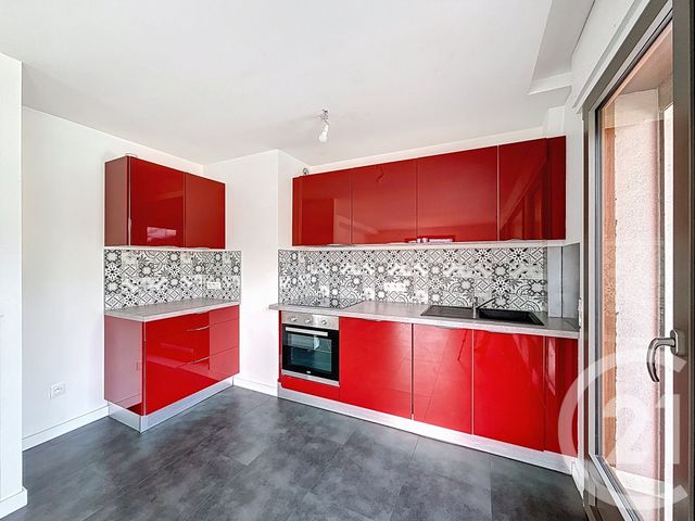 Appartement F4 à vendre - 4 pièces - 76.0 m2 - TANINGES - 74 - RHONE-ALPES - Century 21 Vilminot Immobilier