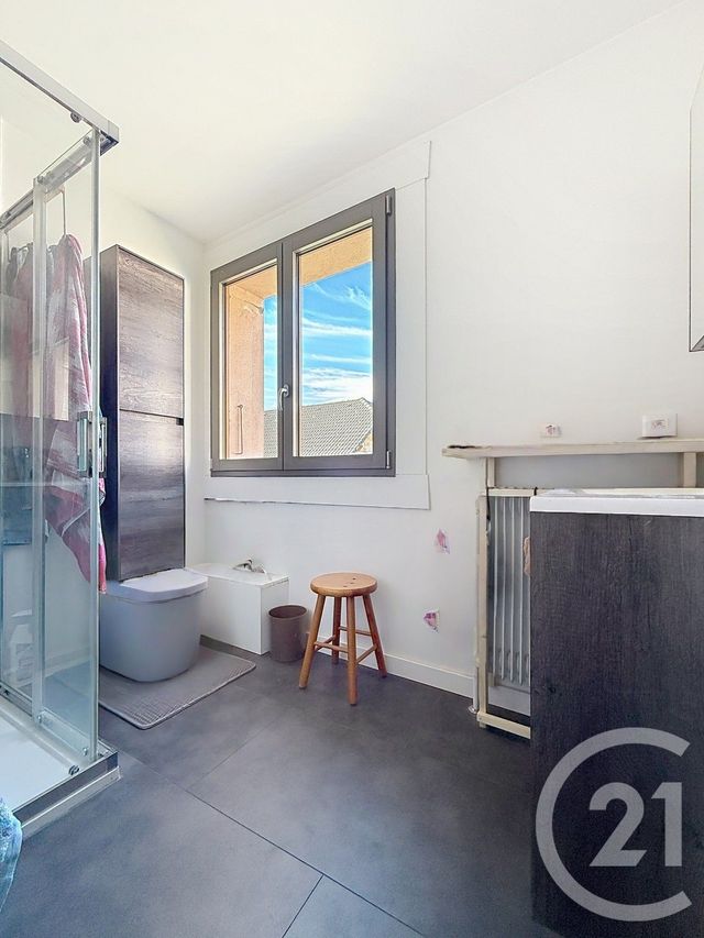 Appartement F4 à vendre - 4 pièces - 76.0 m2 - TANINGES - 74 - RHONE-ALPES - Century 21 Vilminot Immobilier