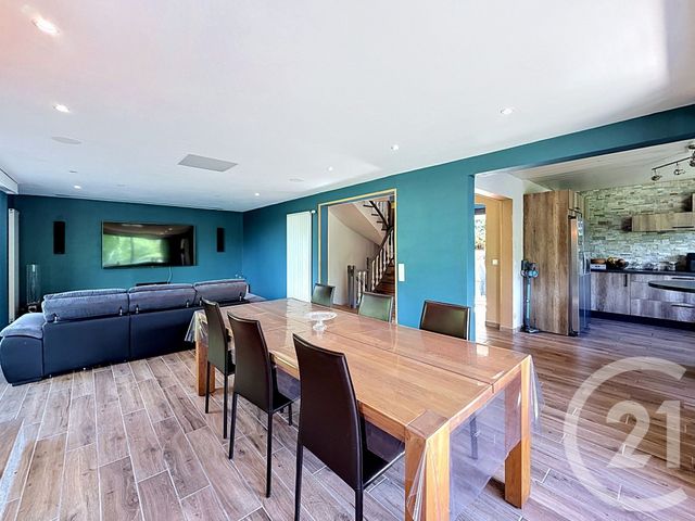 maison à vendre - 9 pièces - 271.8 m2 - CHATILLON SUR CLUSES - 74 - RHONE-ALPES - Century 21 Vilminot Immobilier