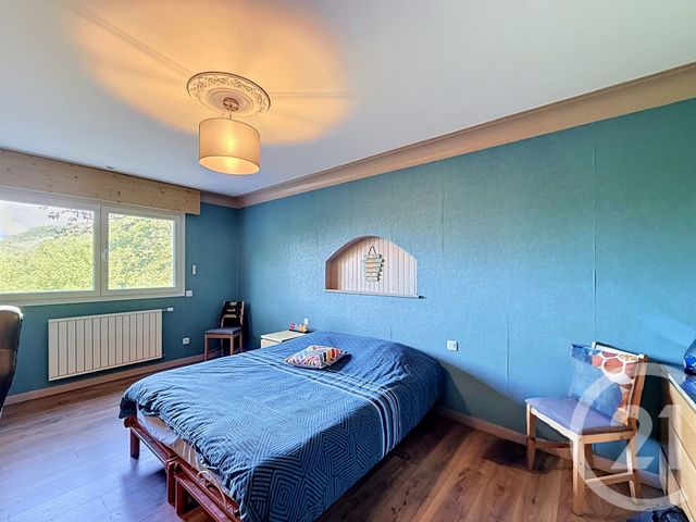 maison à vendre - 9 pièces - 271.8 m2 - CHATILLON SUR CLUSES - 74 - RHONE-ALPES - Century 21 Vilminot Immobilier