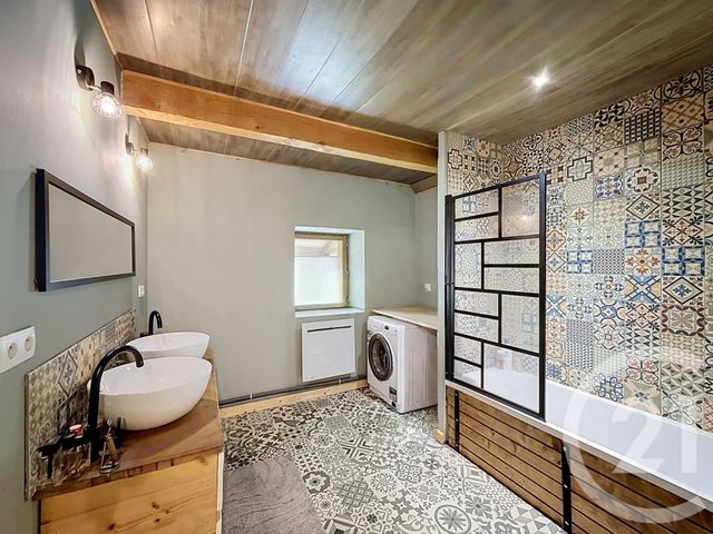 Appartement T6 à vendre - 6 pièces - 148.96 m2 - TANINGES - 74 - RHONE-ALPES - Century 21 Vilminot Immobilier