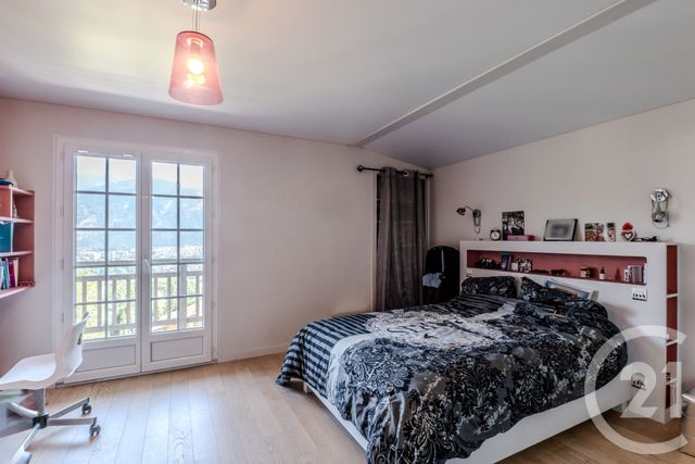 maison à vendre - 7 pièces - 337.0 m2 - THYEZ - 74 - RHONE-ALPES - Century 21 Vilminot Immobilier