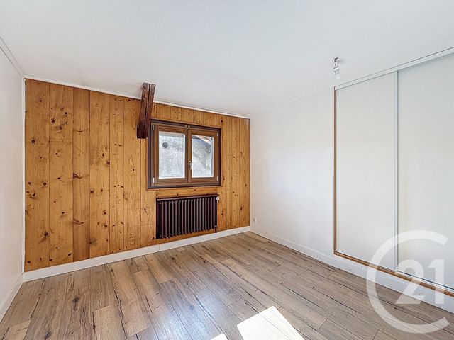 Appartement T5 à louer - 6 pièces - 133.0 m2 - TANINGES - 74 - RHONE-ALPES - Century 21 Vilminot Immobilier