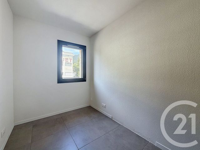 Appartement F4 à vendre - 5 pièces - 104.68 m2 - TANINGES - 74 - RHONE-ALPES - Century 21 Vilminot Immobilier