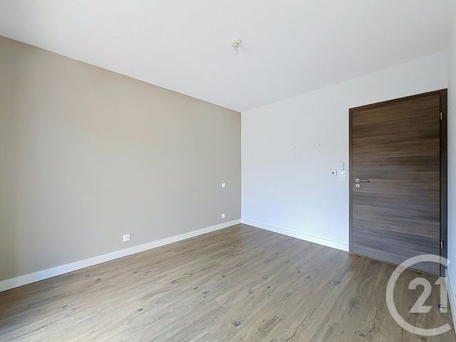 Appartement F4 à vendre - 5 pièces - 104.68 m2 - TANINGES - 74 - RHONE-ALPES - Century 21 Vilminot Immobilier