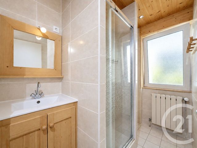 Appartement à vendre - 4 pièces - 67.7 m2 - TANINGES - 74 - RHONE-ALPES - Century 21 Vilminot Immobilier