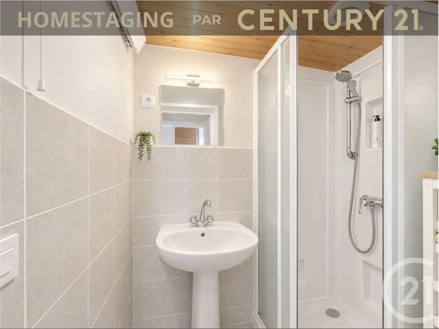 Appartement à vendre - 3 pièces - 44.3 m2 - TANINGES - 74 - RHONE-ALPES - Century 21 Vilminot Immobilier