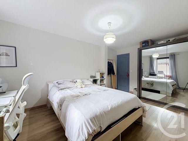 Appartement à vendre - 3 pièces - 60.96 m2 - TANINGES - 74 - RHONE-ALPES - Century 21 Vilminot Immobilier