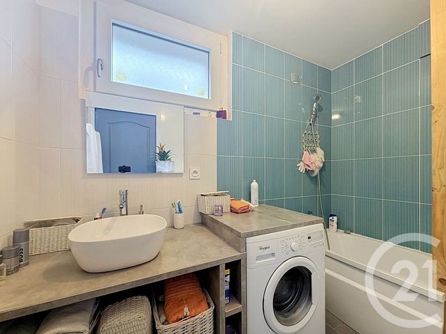 Appartement à vendre - 3 pièces - 60.96 m2 - TANINGES - 74 - RHONE-ALPES - Century 21 Vilminot Immobilier