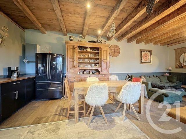 Appartement à vendre - 7 pièces - 186.0 m2 - TANINGES - 74 - RHONE-ALPES - Century 21 Vilminot Immobilier