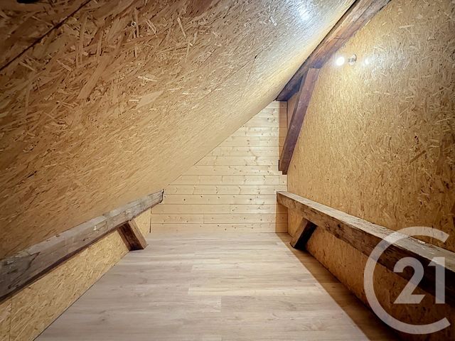 Appartement à vendre - 7 pièces - 186.0 m2 - TANINGES - 74 - RHONE-ALPES - Century 21 Vilminot Immobilier