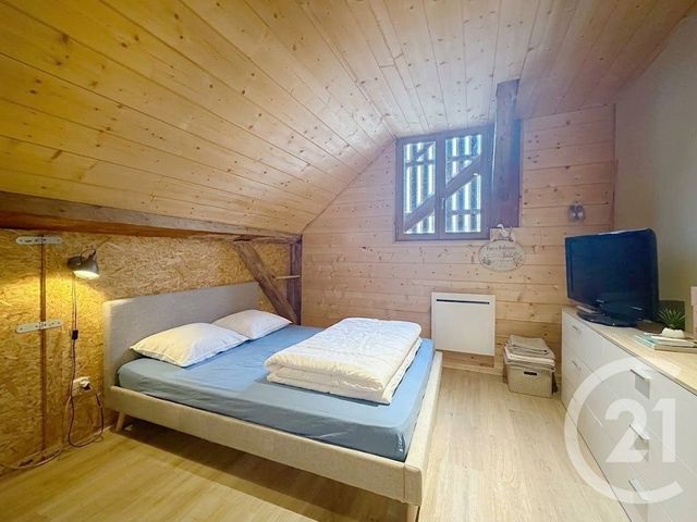 Appartement à vendre - 7 pièces - 186.0 m2 - TANINGES - 74 - RHONE-ALPES - Century 21 Vilminot Immobilier
