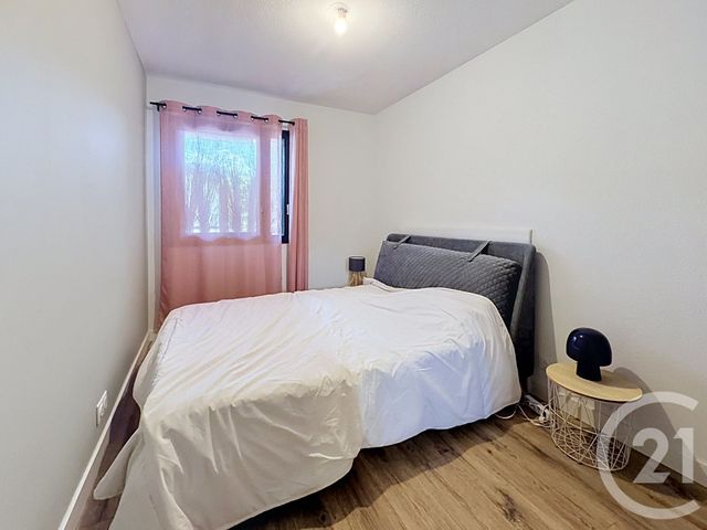 Appartement F4 à louer - 4 pièces - 84.45 m2 - TANINGES - 74 - RHONE-ALPES - Century 21 Vilminot Immobilier