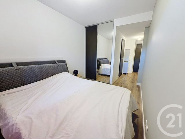 Appartement F4 à louer - 4 pièces - 84.45 m2 - TANINGES - 74 - RHONE-ALPES - Century 21 Vilminot Immobilier