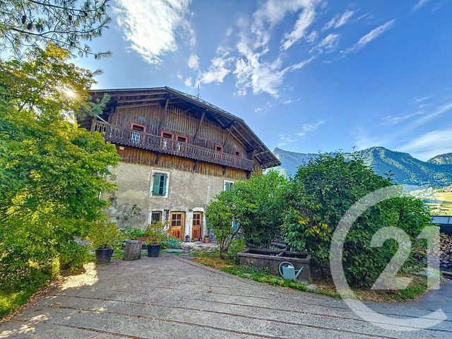 maison à vendre - 7 pièces - 246.08 m2 - TANINGES - 74 - RHONE-ALPES - Century 21 Vilminot Immobilier