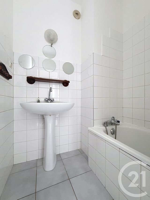 Appartement F2 à vendre - 2 pièces - 38.29 m2 - TANINGES - 74 - RHONE-ALPES - Century 21 Vilminot Immobilier