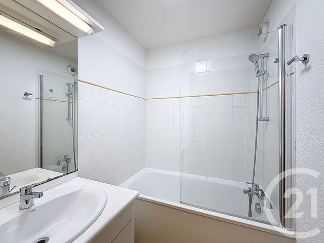 Appartement F2 à vendre - 2 pièces - 30.91 m2 - MORILLON - 74 - RHONE-ALPES - Century 21 Vilminot Immobilier